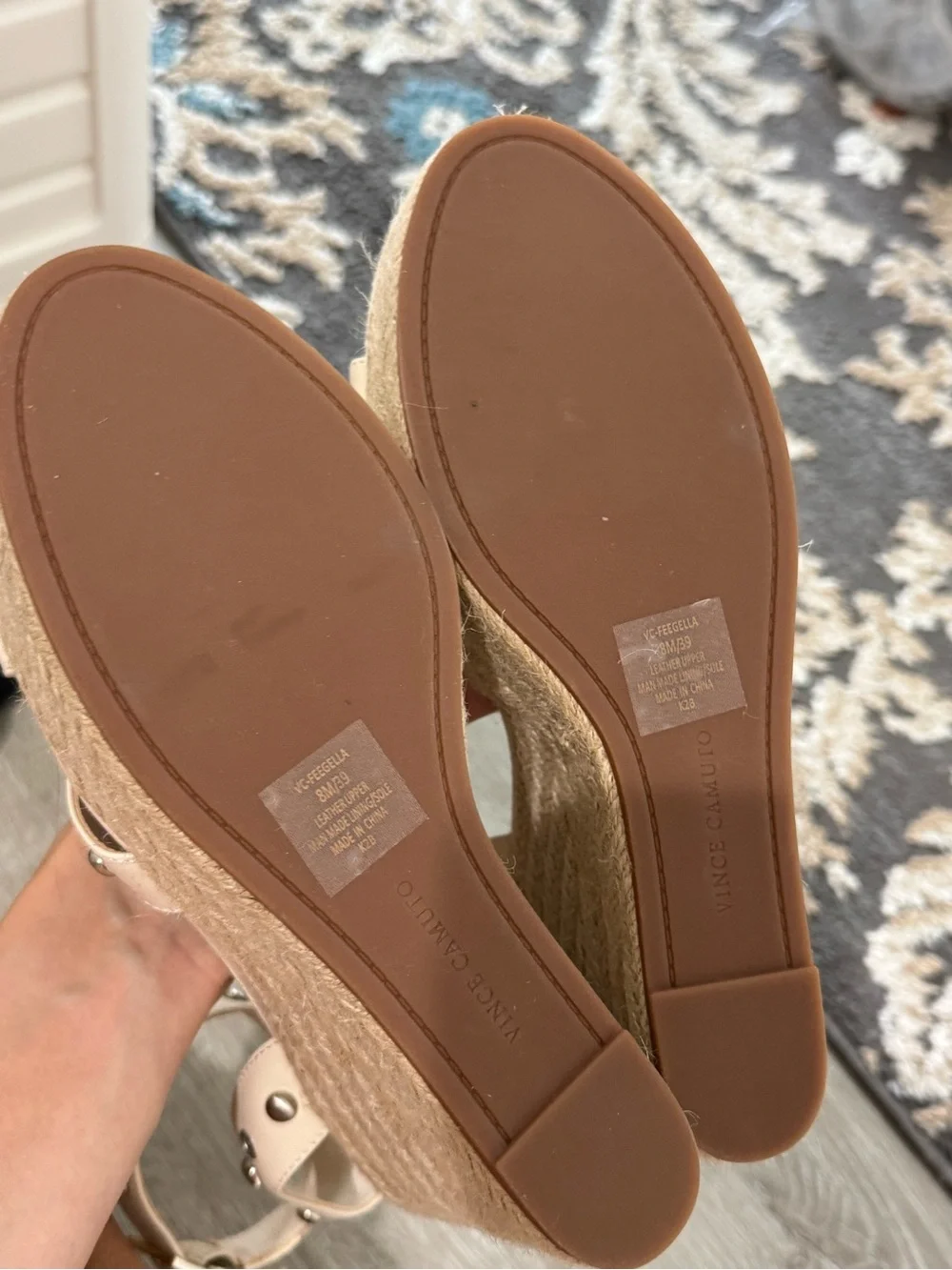 Vince Camuto stylish cream